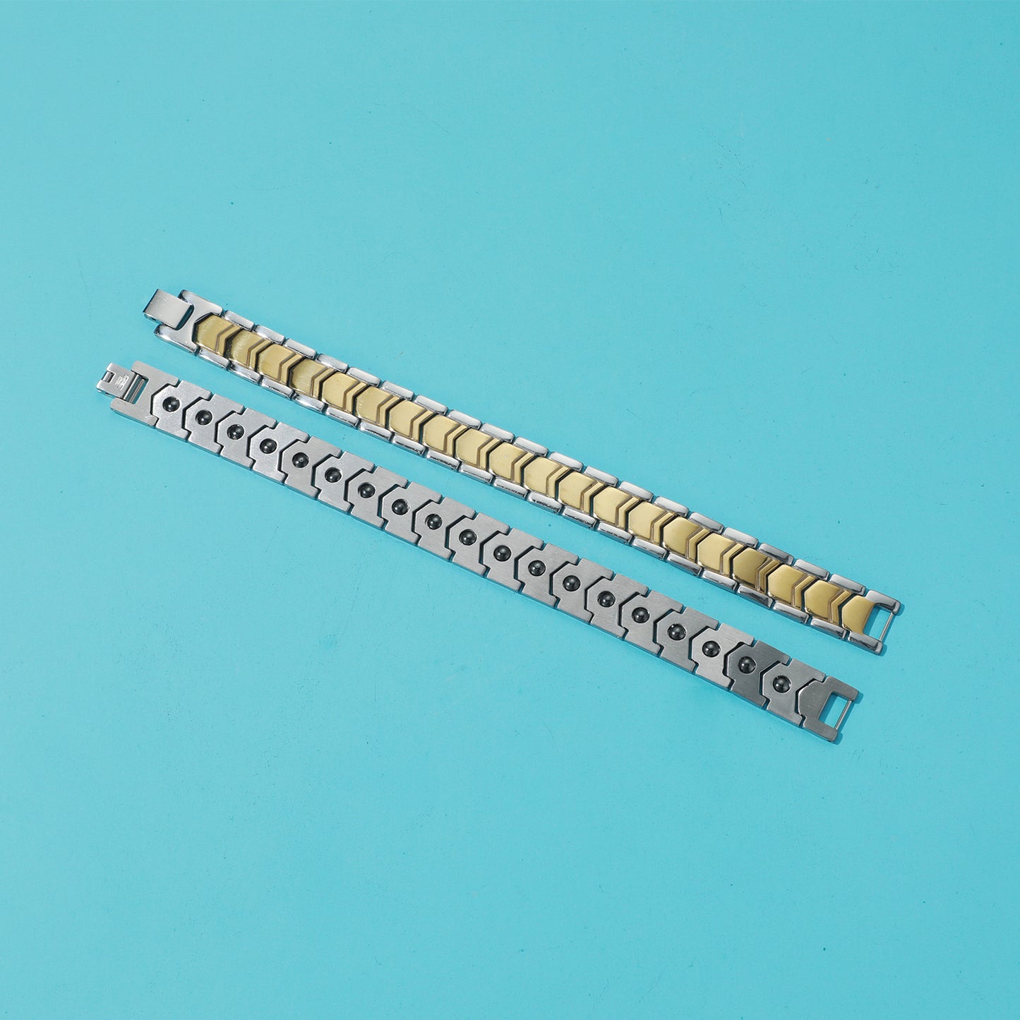 RichSteel Watch Chains for Men Women in Black/Gold Plated